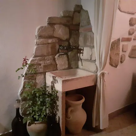 ベッド・アンド・ブレックファスト Borgo Cortese ガーヴィ