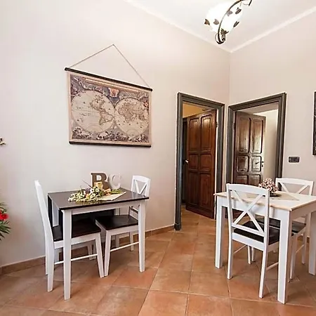לינה וארוחת בוקר Borgo Cortese 4*