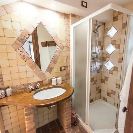 Borgo Cortese فندق مبيت وإفطار غافي